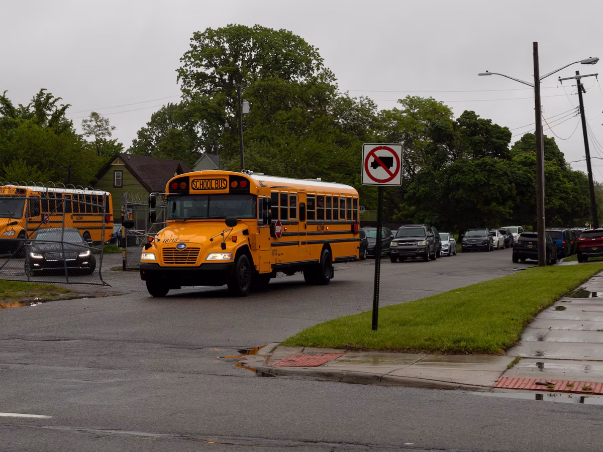 Detroit district: Yellow bus pilot improved attendance for Henry Ford High School students