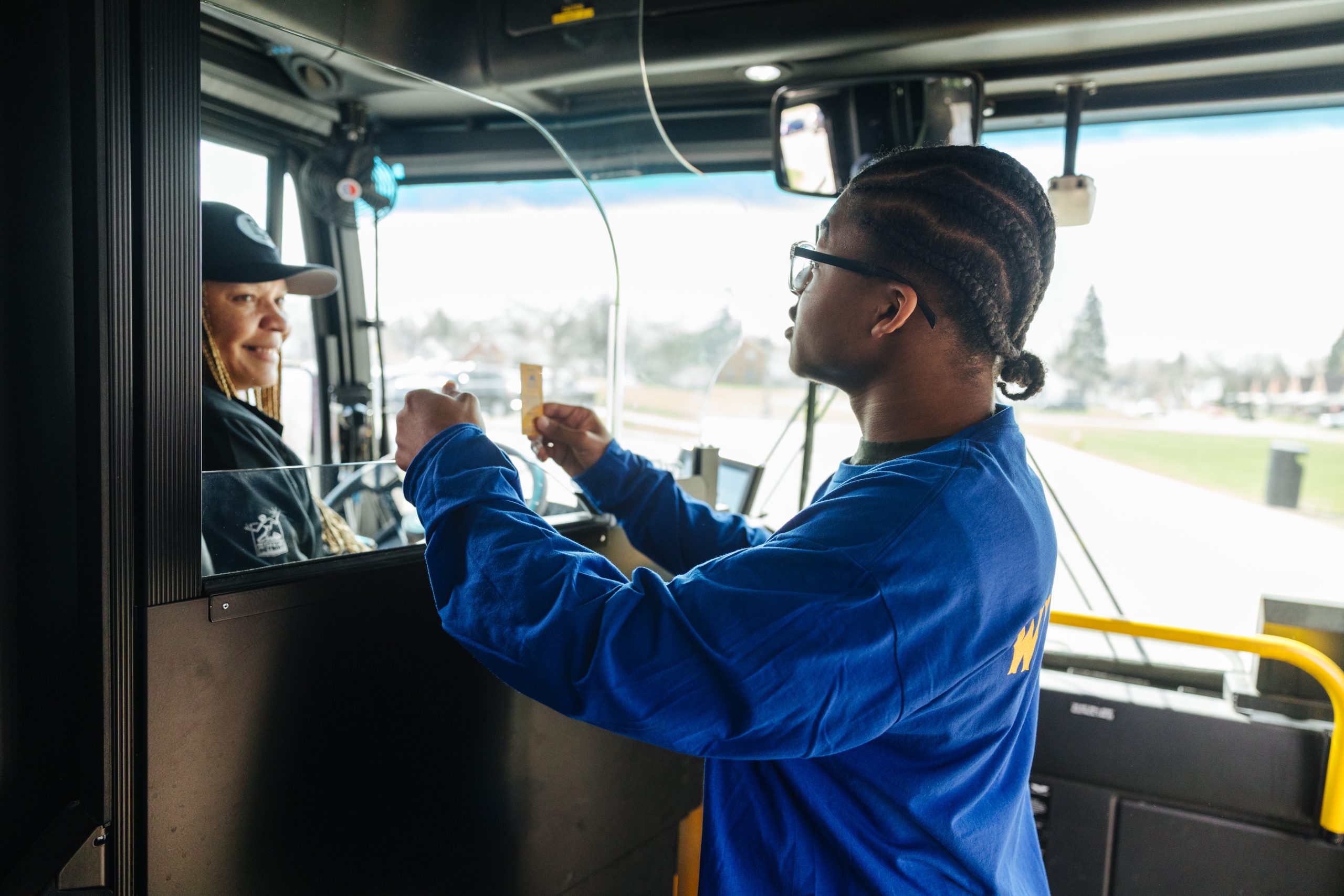 Free bus rides for Detroit students to continue in new school year